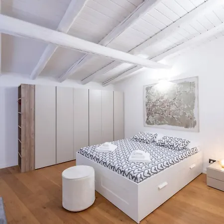 Lejlighed Caronda House Design Free Parking + Terrazzo *