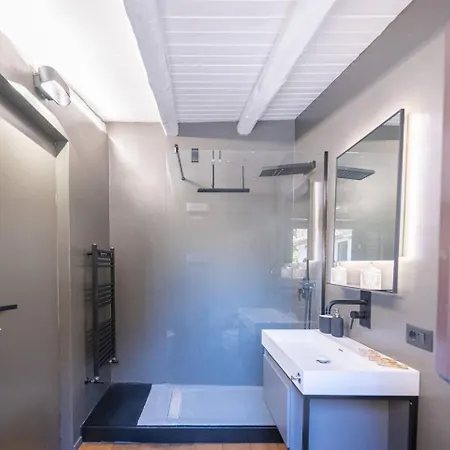 Caronda House Design Free Parking + Terrazzo